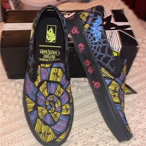 Disney vans oogie boogie size 9.5